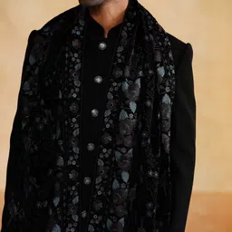 Denis Parkar Embroidered Mandarin Collar Pure Cotton Sherwani Set With Stole image 3