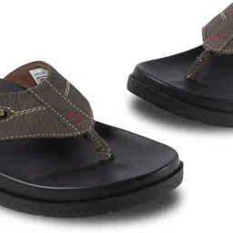 woodland Men Slippers image 2