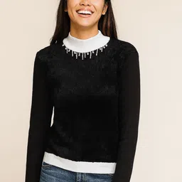 sollobell Velvet Top image 3