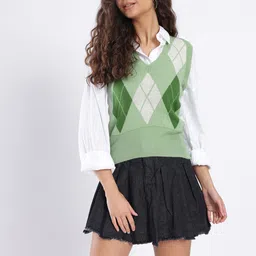 4WRD by Dressberry Self Design Geometric V-Neck Sweater image 3