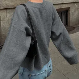 Outzidr Women Sweatshirt image 3