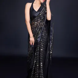 DIVASTRI Embellished Sequinned Pure Georgette Saree image 4