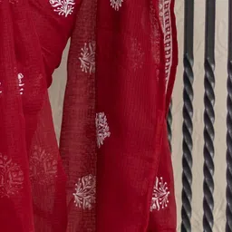 Anouk Rustic Floral Kutchi Embroidery Saree image 2