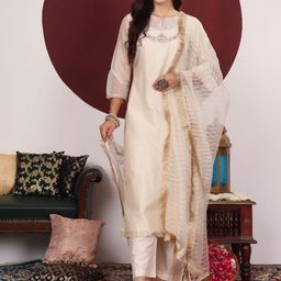 Varanga Floral Yoke Design Sequinned Keyhole Neck Straight Kurta With Trouser & Dupatta-picture-31