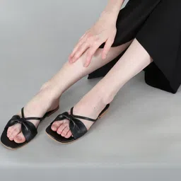 SHOMEE Women Black Open Toe Flats-picture-16