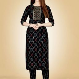 HI FI NX Ethnic Motifs Printed Straight Sequinned Kurta with Trousers-picture-3