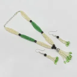 VANSHIKA JEWELS & Tanjour Beaded Jewellery Set image 2