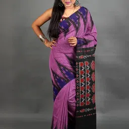RIDDHIMAN FASHION Geometric Printed Sambalpuri Saree With Unstiched Blouse-picture-37