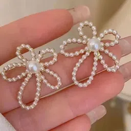 I Style Right Floral Studs Earrings-picture-13