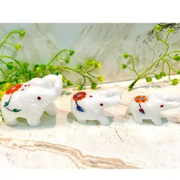Altaica White Set of 3 Elephant Family Figurine Showpieces image 5