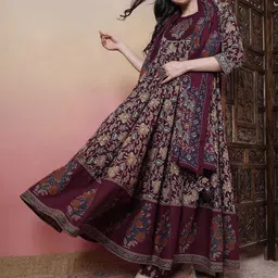 kimayra Women Pure Cotton Kurta Palazzo Dupatta Set image 3