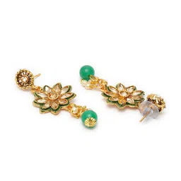 ANIKAS CREATION Gold-Plated Green & Beige Kundan Studded Handcrafted Enamelled Jewellery Set image 4