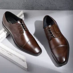 kenneth cole Derby For Men image 1