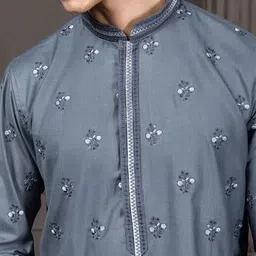 EKYAA Floral Embroidered Mandarin Collar Mirror Work Pure Cotton Straight Kurta image 4