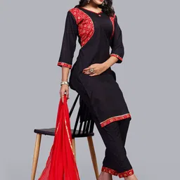FULPARI Women Printed Regular Kurta with Trousers & With Dupatta image 5