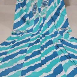 SRF JAIPUR Women Leheriya Printed Tiered Mirror Work Pure Cotton Kurta with Trousers image 2