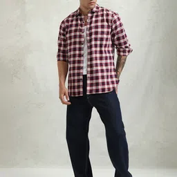 HIGHLANDER Men Button-Down Collar Checked Cotton Casual Shirt image 1