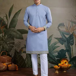 ODETTE Men Embroidered Kurta image 3
