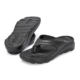Slipover Men Thong Flip-Flops image 5
