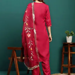 Sangria Embroidered Kurta Sets image 5