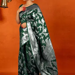 Subham Ethnic Motifs Woven Design Zari Banarasi Saree-picture-38
