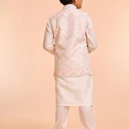 Manyavar Boys Mandarin Collar Straight Kurta With Pyjamas & Nehru Jacket image 5