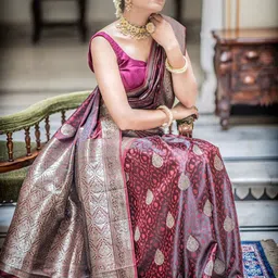 CaniBani Paisley Zari Silk Blend Heavy Work Banarasi Saree image 3