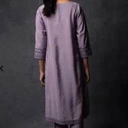 ATOXIC Women Ethnic Motifs Embroidered Regular Thread Work Kurta with Trousers & With Dupatta image 4