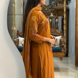 Vastranchal Women Ethnic Motifs Embroidered Regular Thread Work Kurta with Trousers & With Dupatta image 2