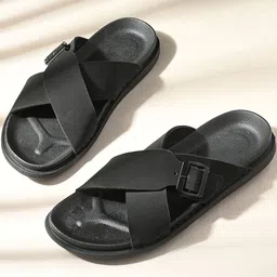 GWALK Men Black Solid Broad Criss Cross Strap Casual Comfort Sandals-image-21
