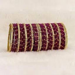 Qufrozy Maroon Glass Artificial Stones & Beads Bangle image 3