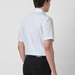 Van Heusen Checked Spread Collar Cotton Formal Shirt image 4