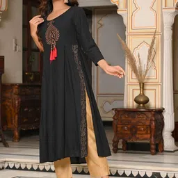 SALE MANTRA Women Ethnic Motifs Embroidered Thread Work Kurta image 2