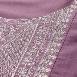 CANIZZARO Women Ethnic Motifs Embroidered Regular Thread Work Chanderi Silk Kurta with Trousers & With image 5