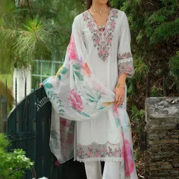 Indo Era Women Floral Embroidered Regular Thread Work Kurta with Trousers & With Dupatta image 2