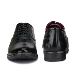 BERSACHE Men Printed Leather Oxfords image 3