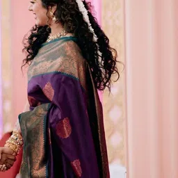 Aman's Impero Woven Design Zari Silk Blend Handloom Saree image 3