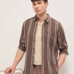 THE BEAR HOUSE Men Slim Fit Striped Casual Shirt-picture-21