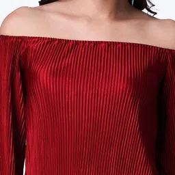 Popwings Women Solid Self Design Regular Crop Top image 5