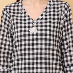 aayusika Checked Pure Cotton Tunic & Trousers Co-Ords image 4