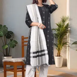Anouk Rustic Women Ethnic Motifs Printed Regular Pure Cotton Kurta with Trousers & With Dupatta image 2