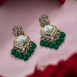 Women Click Geometric Drop Earrings-picture-33