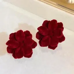 BEYTER Enamelled Versatile Design Floral Shaped Studs image 2
