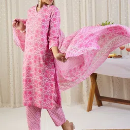 Indo Era Women Floral Printed Regular Pure Cotton Kurta with Trousers & With Dupatta image 3