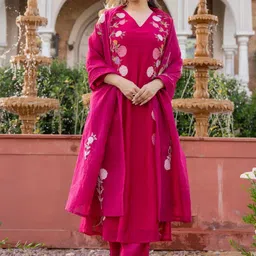 Previah Women Floral Embroidered Regular Thread Work Chanderi Cotton Kurta with Trousers & With Dupatta-image-7