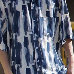 StyleCast x Revolte Men Oversized Fit Spread Collar Abstract Printed Casual Shirt image 5