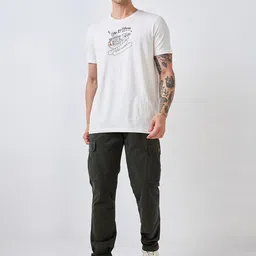 SPYKAR Men Regular Fit Mid Rise Cargo Trousers image 2