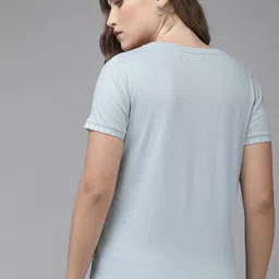 roadster Women Solid Round Neck Pure Cotton Blue T-Shirt image 5