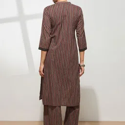 KALINI Women Striped Regular Pure Cotton Kurta with Trousers image 4