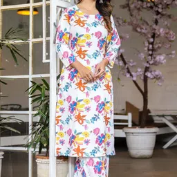 SZN Floral Printed Round Neck Kurta With Trouser-image-79